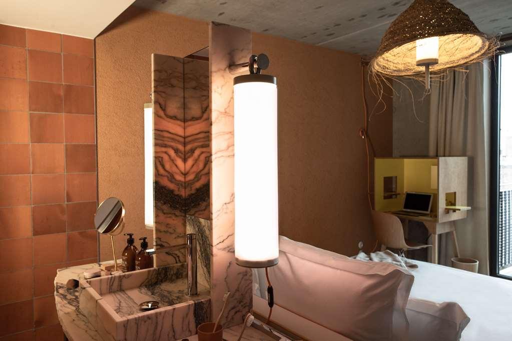 Mob House Hotel Saint-Ouen  Bilik gambar