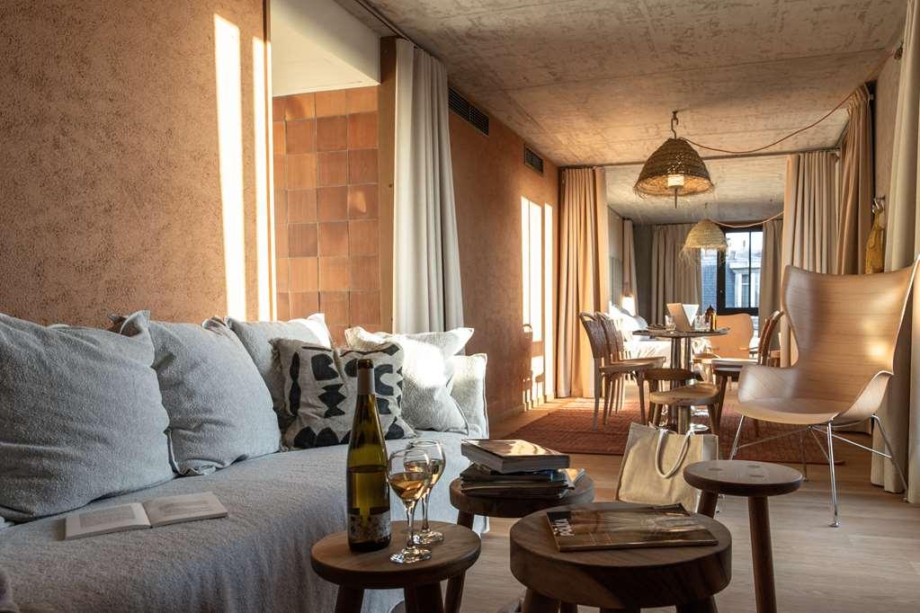 Mob House Hotel Saint-Ouen  Bilik gambar