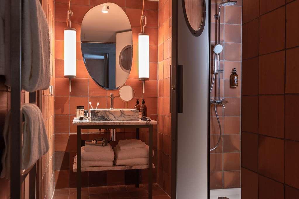 Mob House Hotel Saint-Ouen  Bilik gambar